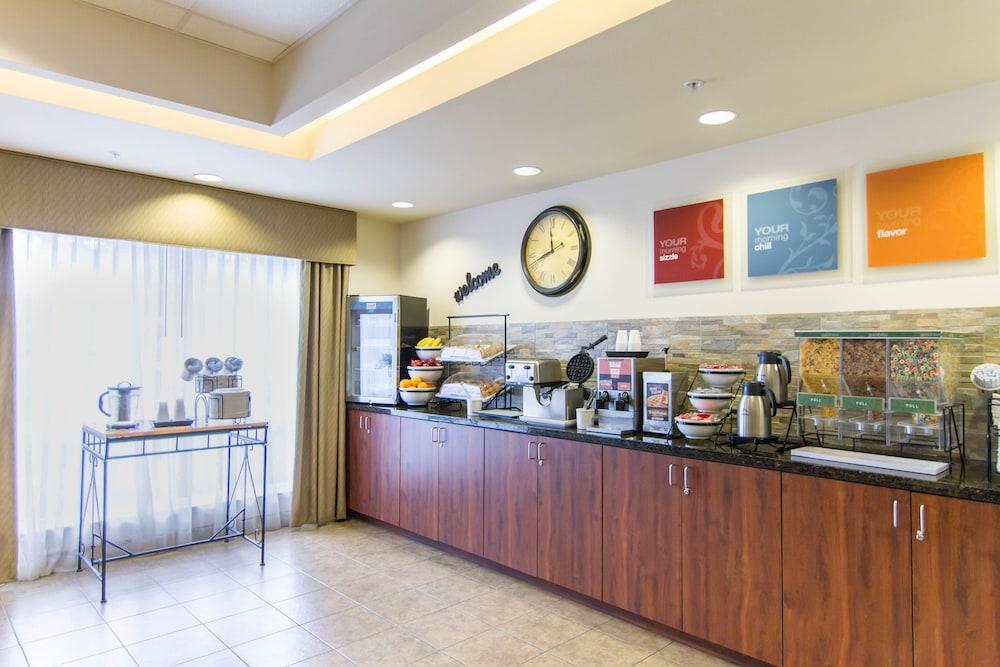 Comfort Inn & Suites Airport Fort Myers Exterior foto