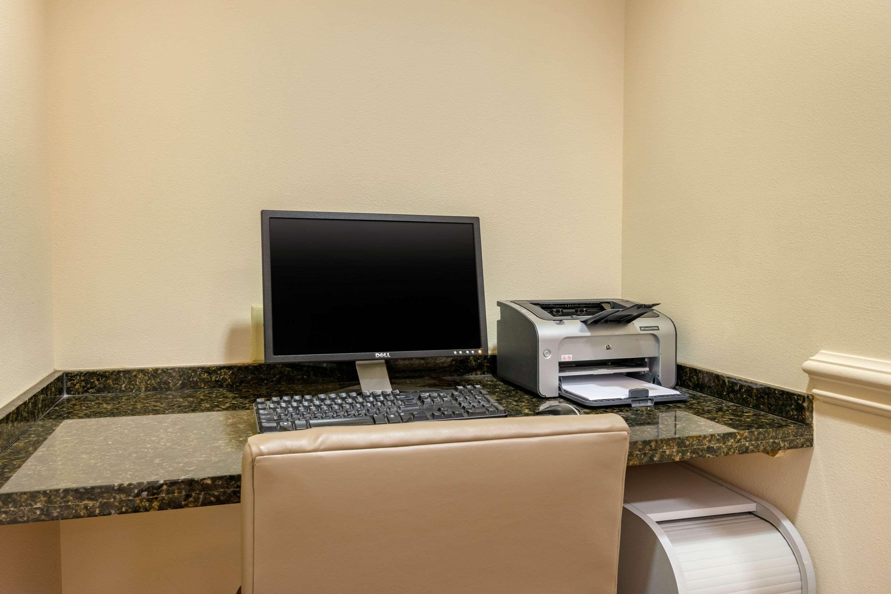 Comfort Inn & Suites Airport Fort Myers Exterior foto