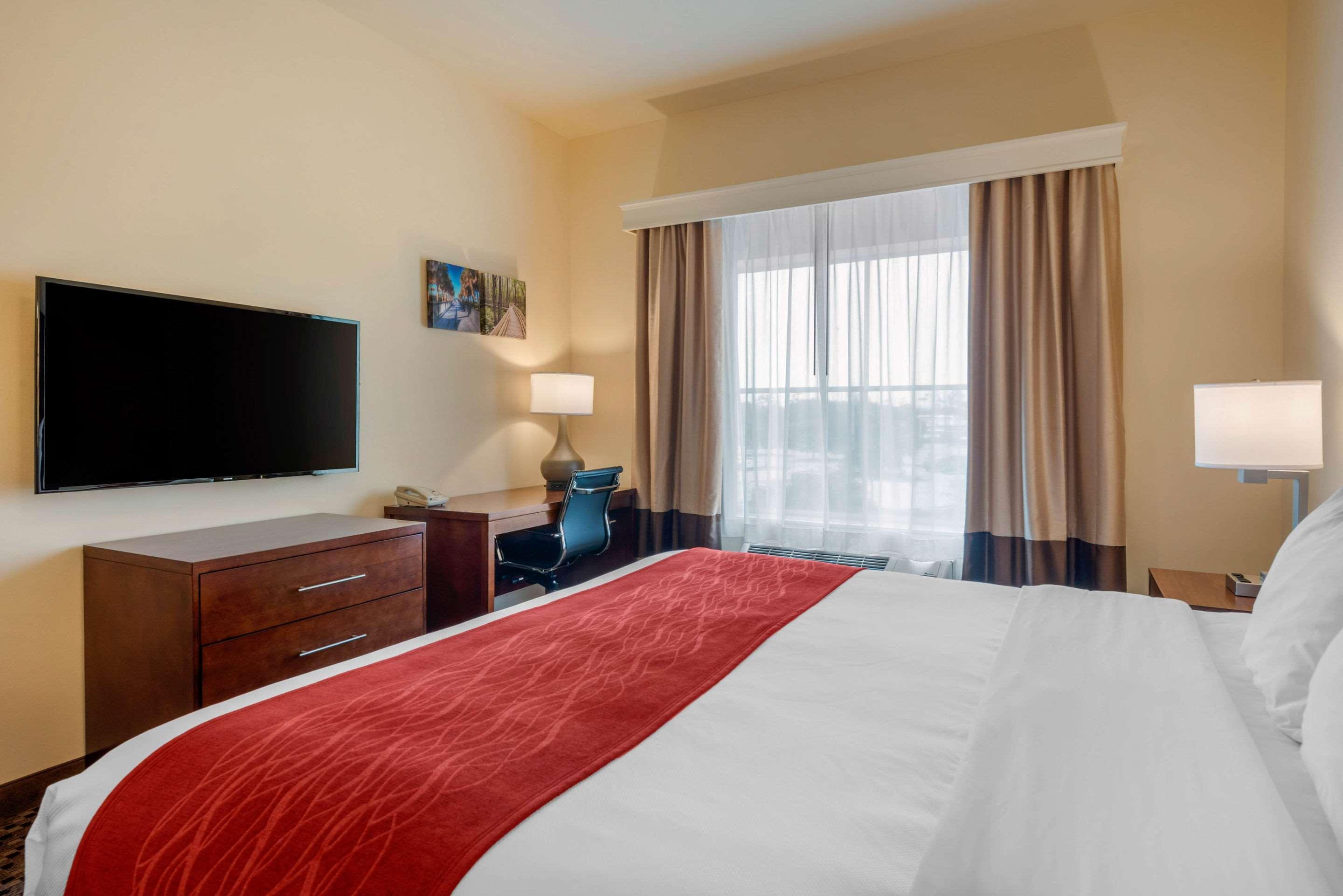 Comfort Inn & Suites Airport Fort Myers Exterior foto