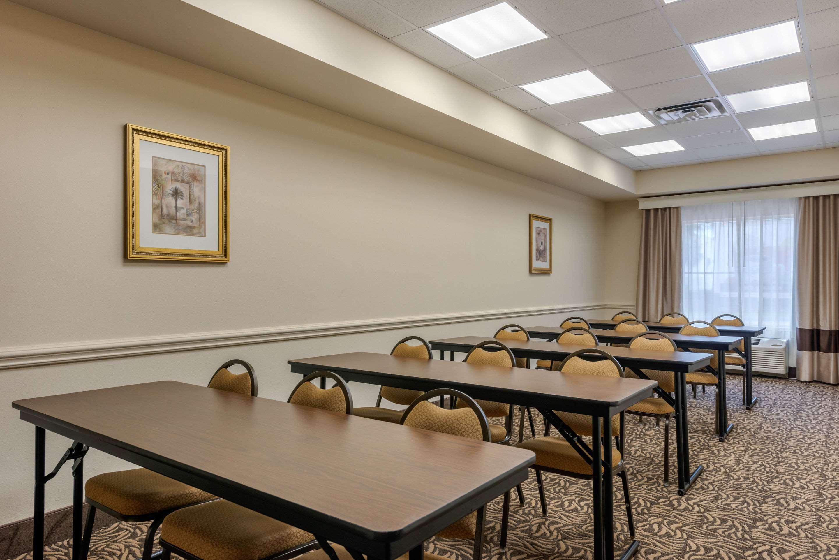 Comfort Inn & Suites Airport Fort Myers Exterior foto