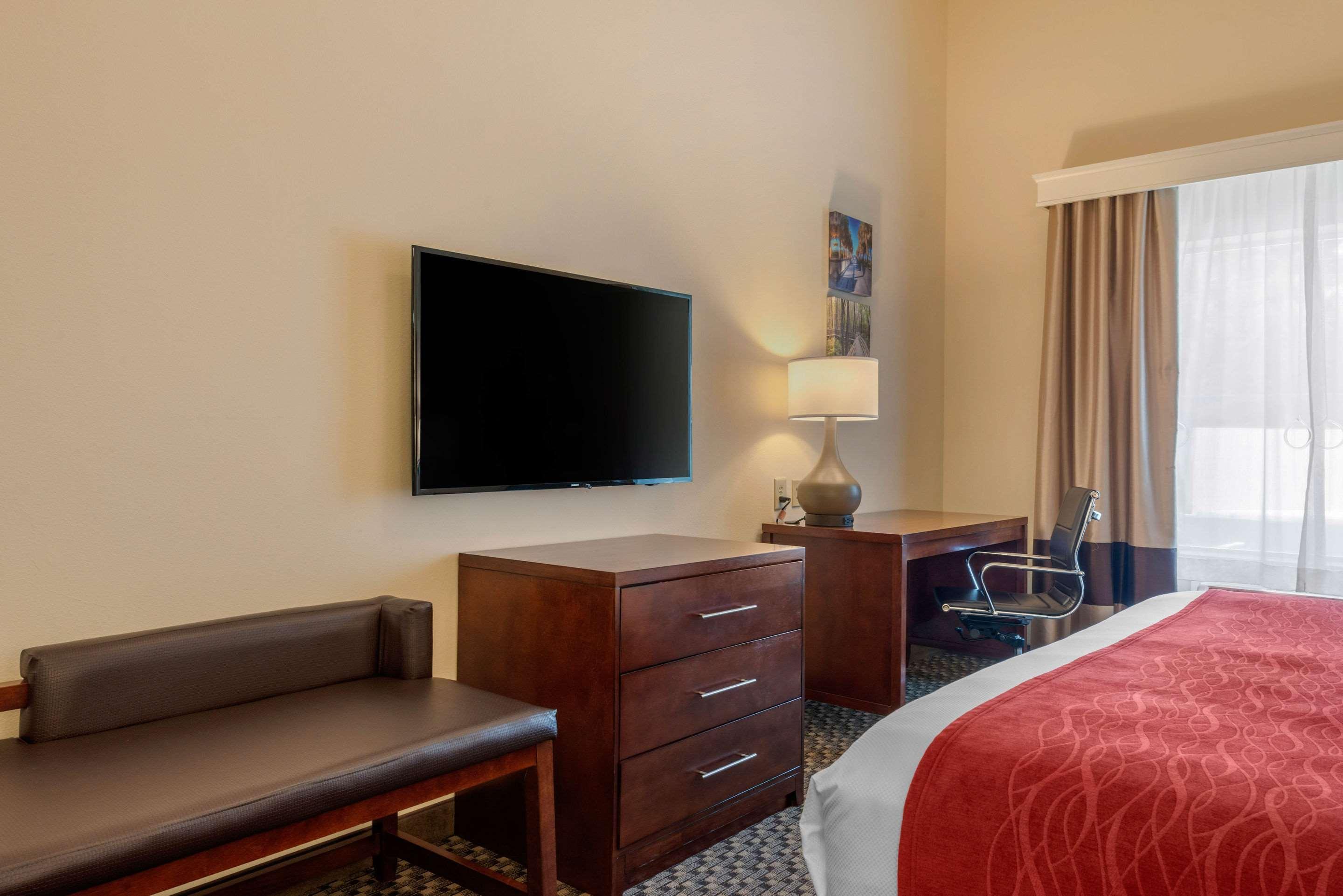 Comfort Inn & Suites Airport Fort Myers Exterior foto