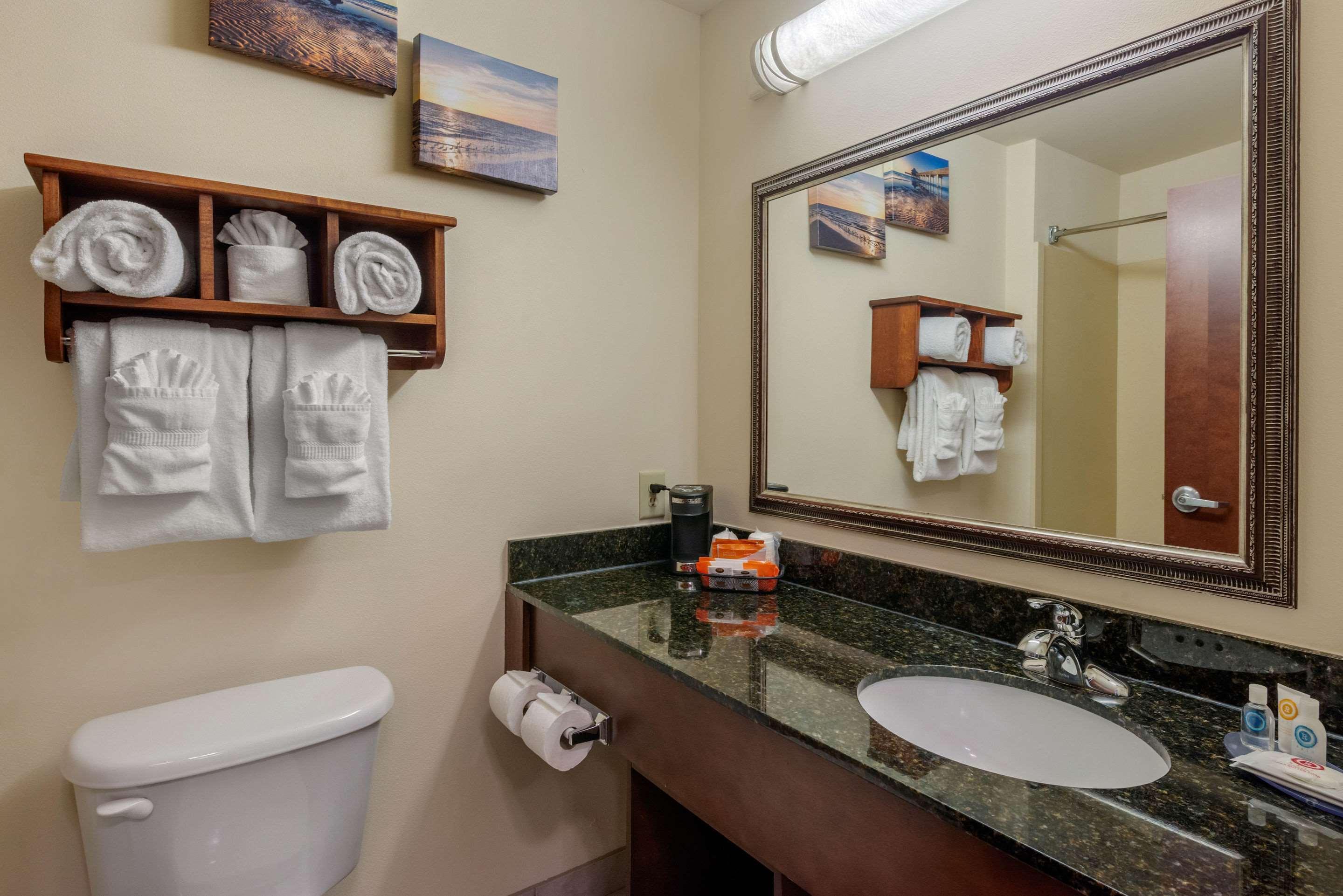 Comfort Inn & Suites Airport Fort Myers Exterior foto
