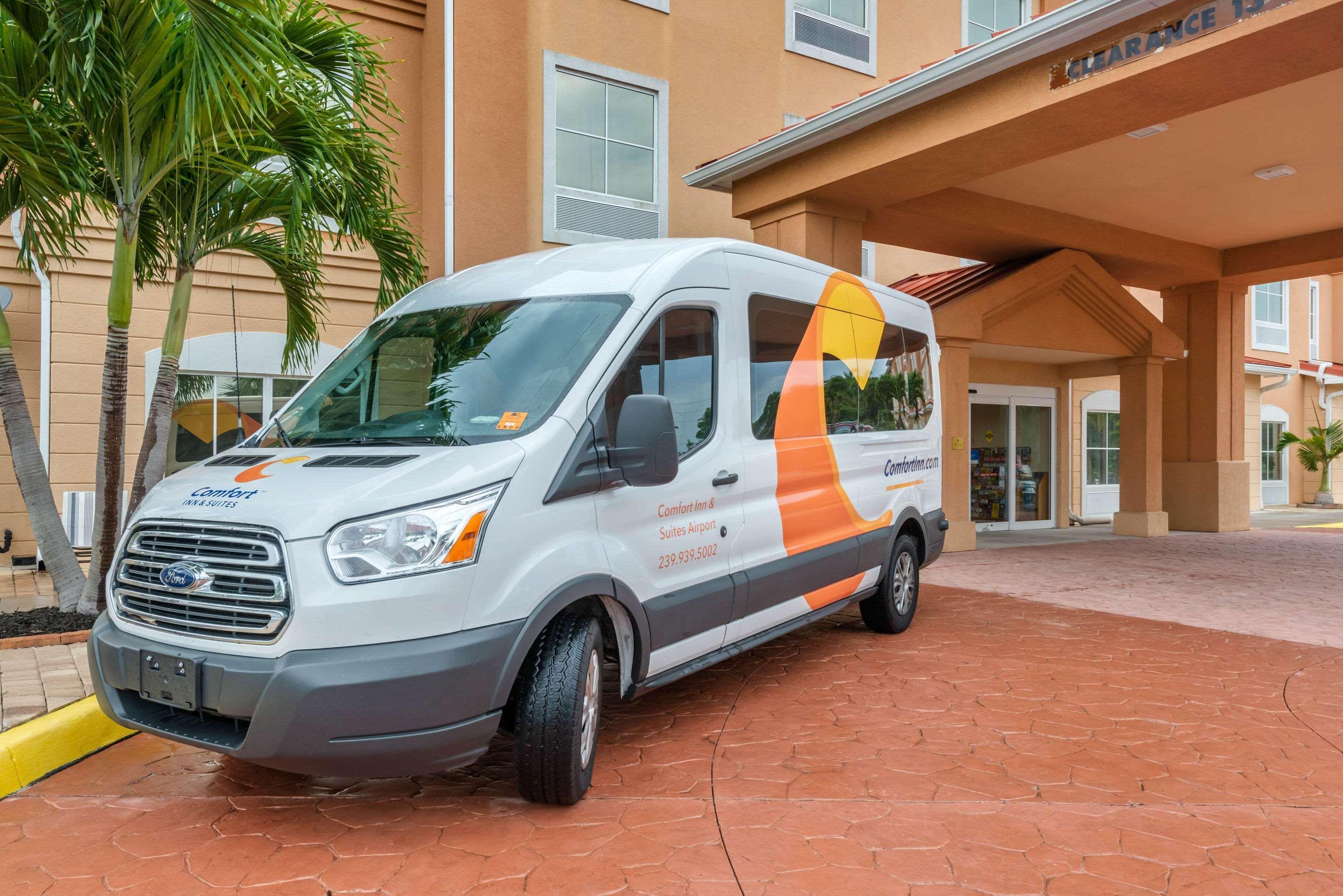 Comfort Inn & Suites Airport Fort Myers Exterior foto