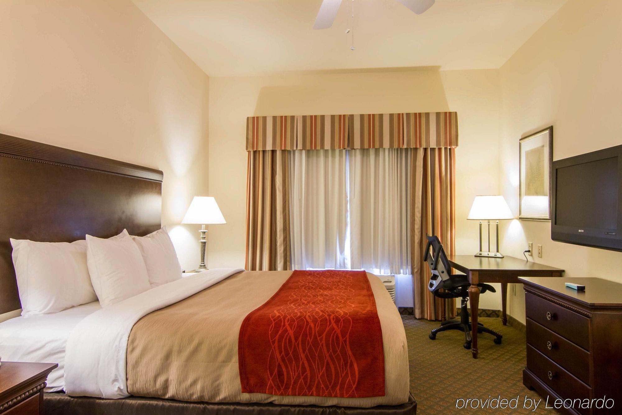 Comfort Inn & Suites Airport Fort Myers Exterior foto